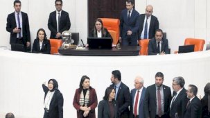 ‘Kız çocuklarında erken yaşta evliliği yüzde 73 azalttık’