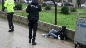 Misafirliğe gittikleri evde köpek saldırdı, ortalık karıştı: 1 ölü, 1 yaralı