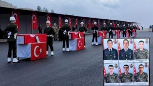 Pençe-Kilit şehitleri için tören