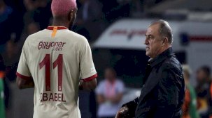 Ryan Babel: Türkiye'de çalıştığım en iyi teknik direktör Fatih Terim