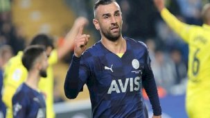 Serdar Dursun Fenerbahçe'ye geri dönüyor! Derbiyi tribünde izlemişti