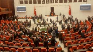 TBMM Genel Kurulu'nda 'gülme' tartışması!