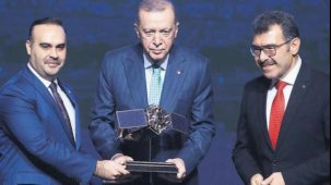 ‘Terör saldırıları bizi durduramayacak’