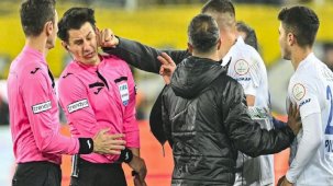 TFF Başkanı Büyükekşi ile görüşen hakemler maçlara çıkma kararı aldı