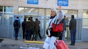 Turistler Van'a akın ediyor: 300 milyon dolarlık katkı