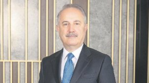 VakıfBank’ın aktif büyüklüğü 2.4 trilyon lirayı aştı