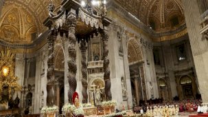 Vatikan'da Noel ayini yapıldı