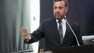 Yüreğir Belediye Başkanı Kocaispir'den Milletvekili Bulut hakkında suç duyurusu