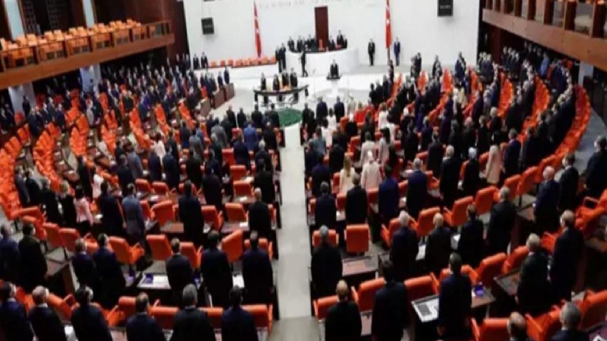 TBMM'de bütçe görüşmeleri ertelendi