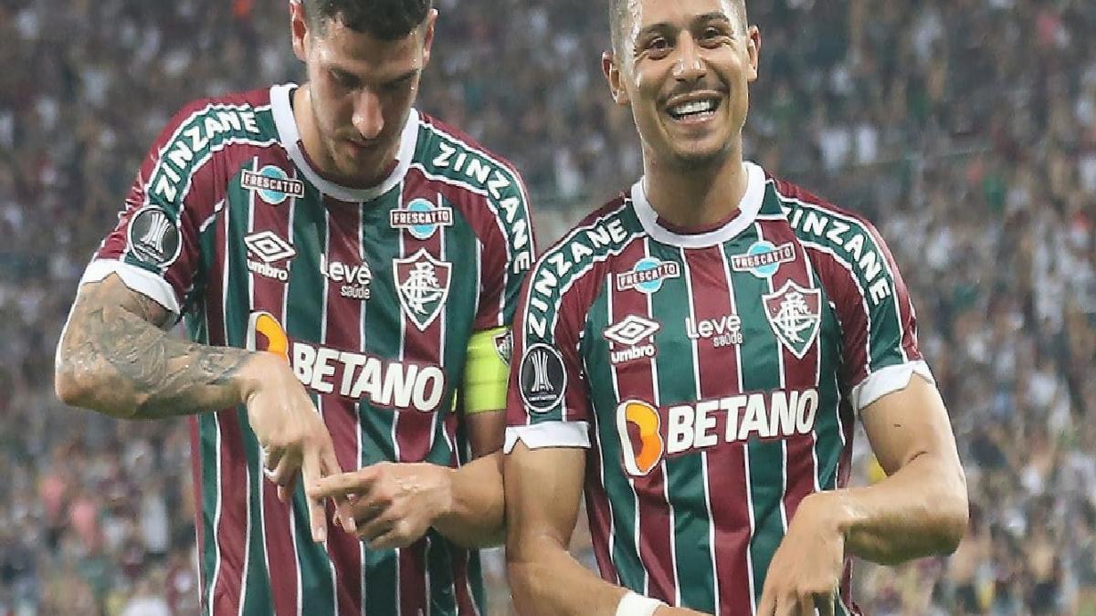 4 büyükler istiyordu! Başarılı stoper Rusya'yı tercih etti