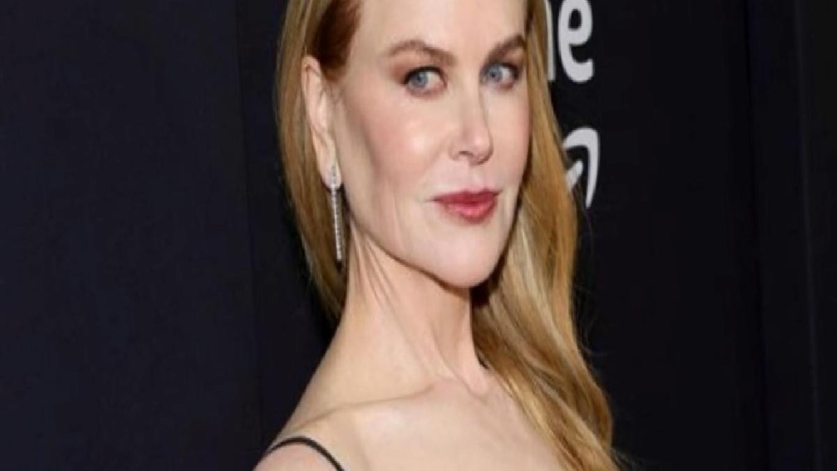 56 yaşındaki oyuncu Nicole Kidman'ı kendine hayran bıraktı! Vogue çekimi gündem oldu