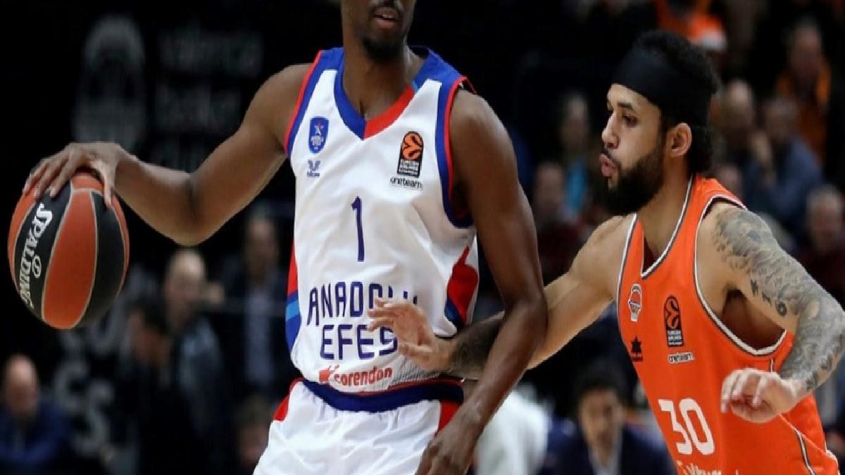 Anadolu Efes üst üste 5. yenilgisini aldı