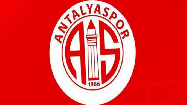 Antalyaspor'da 3 ayrılık birden! Resmen açıklandı