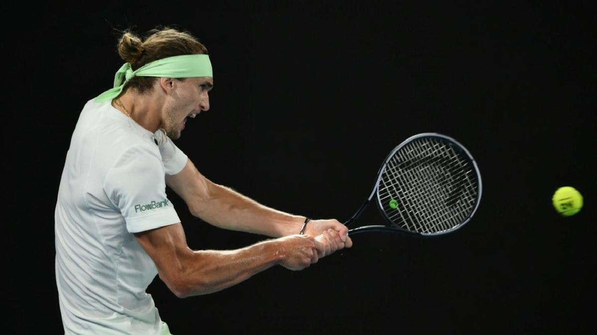 Avustralya Açık'ta Carlos Alcaraz'ı eleyen Alexander Zverev yarı finalde