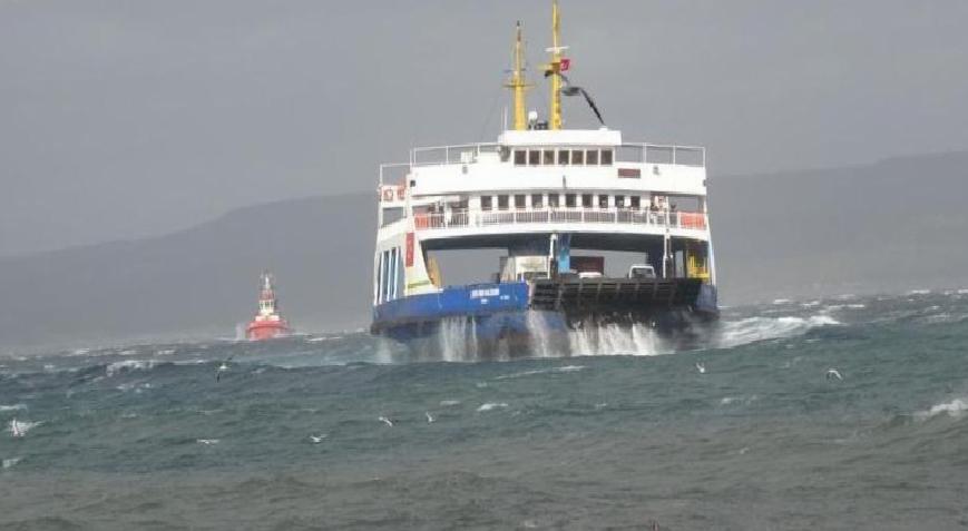 Bozcaada ve Gökçeada’ya fırtına engeli! Tüm feribot seferleri iptal edildi