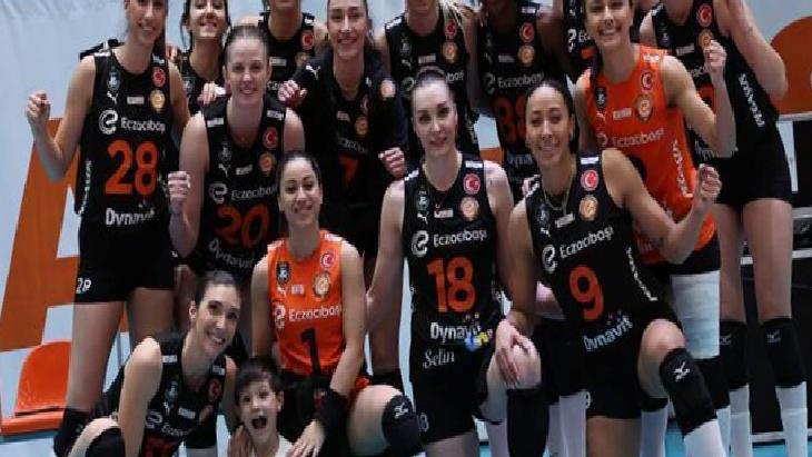 Eczacıbaşı hata yapmadı! Galibiyet serisini 14 maça çıkardı