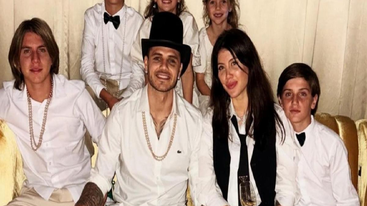 Futbolcuların yeni yıl paylaşımları