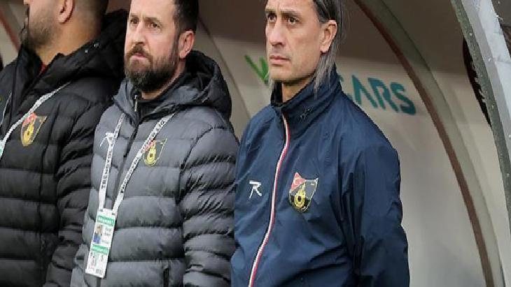 Hakan Yakın: İstediğim futbolu takıma oynatabiliyorum!