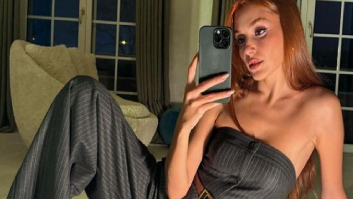 Hande Erçel kafaları karıştırdı! O fotoğrafları tek tek sildi