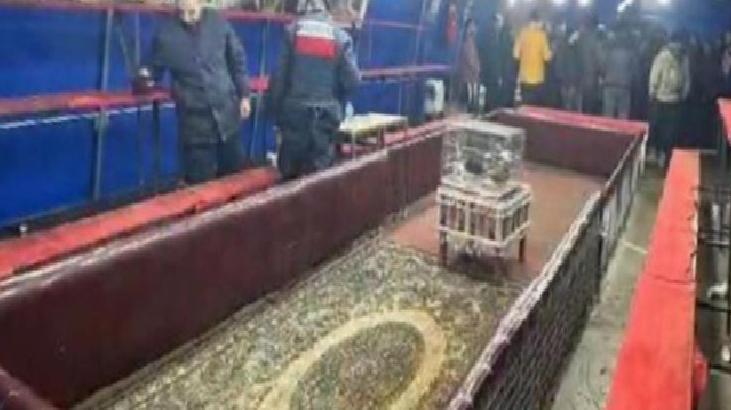İhbar üzerine harekete geçtiler! 'Hayvanları Koruma Derneği'nde horoz dövüşü baskını