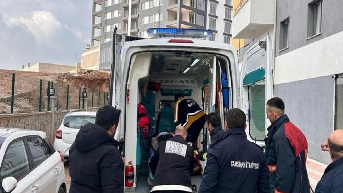 Kırıkkale'de tamir ettiği asansör üzerine düşen işçinin durumu ağır