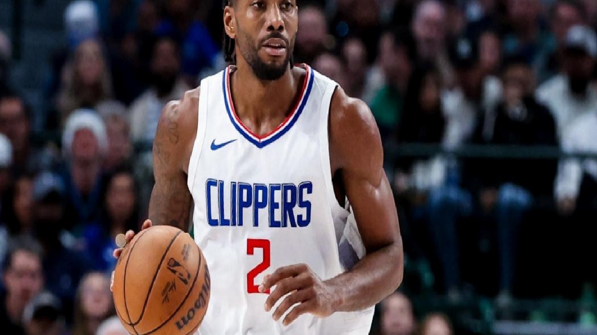 Los Angeles Clippers, Kawhi Leonard'ın sözleşmesini yeniledi