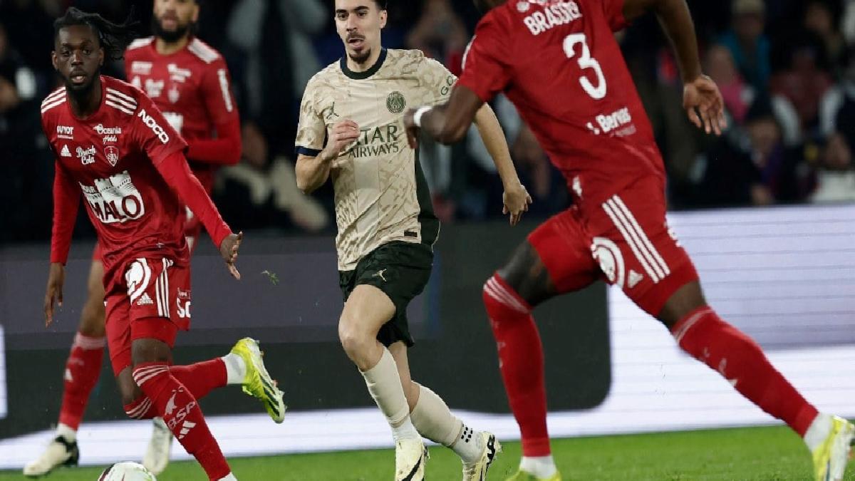 Paris Saint-Germain sahasında Brest ile yenişemedi