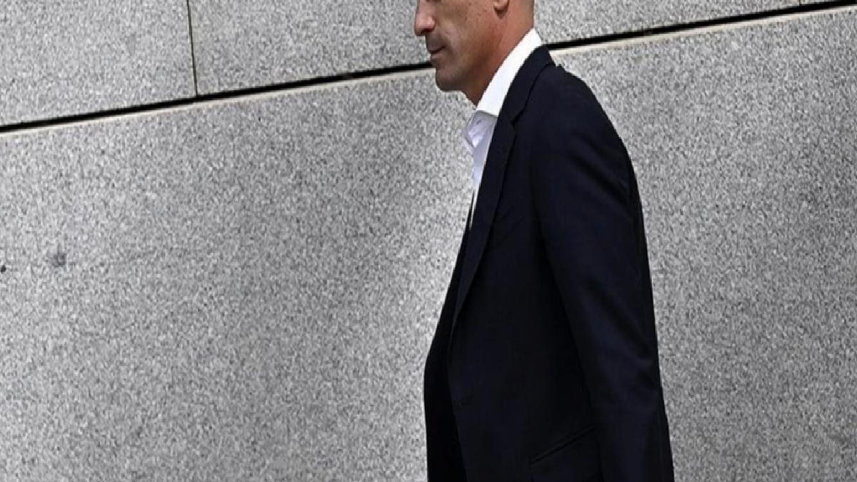 Rubiales'in cezası onandı