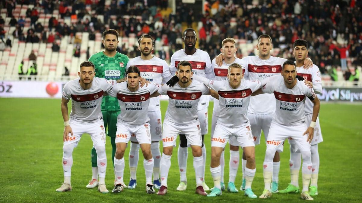 Sivasspor'dan açıklama: Galatasaray maçına 1000 bilet satamadık