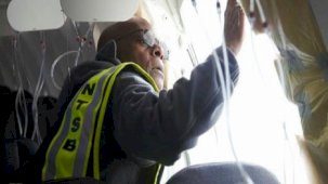 ABD'de uçağın gövdesinden kopan parça bulundu