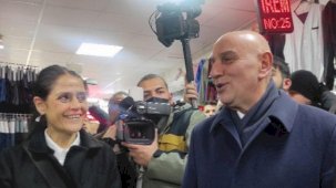 AK Parti'nin Ankara adayı Altınok'tan esnaf ziyareti