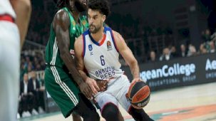 Anadolu Efes, Panathinaikos engeline takıldı!