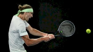 Avustralya Açık'ta Carlos Alcaraz'ı eleyen Alexander Zverev yarı finalde