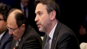 Bakan Bayraktar, Azerbaycan Ekonomi Bakanı ile görüştü