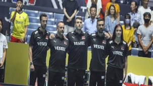 Beşiktaş Kadın Voleybol Takımı'nda Recep Vatansever dönemi başladı