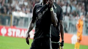 Beşiktaş'a çifte sakatlık şoku! Aboubakar'dan kötü haber