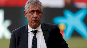 Beşiktaş'ın yeni hocası Fernando Santos, Cristiano Ronaldo'yu kadro dışı bırakmıştı