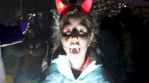 Bin yıllık Balkan geleneği Koleda etkinliğinden renkli görüntüler