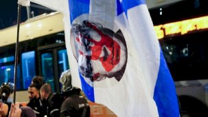 Binyamin Netanyahu esir yakınlarına tepki gösterdi