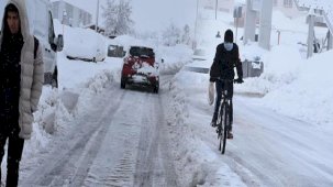 Bitlis'te, 266 köy yolu kar nedeniyle kapandı