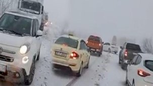 Çanakkale’de kar yağışı! 46 köy yolu kapandı