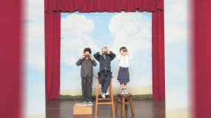 Çocuklar hem meslek öğreniyor hem eğleniyor