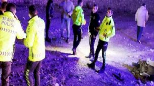 Feci kaza! Alkollü sürücünün çarptığı motosikletli genç kadın hayatını kaybetti