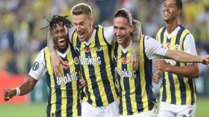 Fenerbahçe'de ayrılık yakın! Yıldız futbolcu için resmi teklif geldi