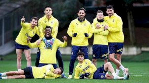 Fenerbahçe'de İsmail Kartal'ın zor seçimi!