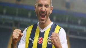 Fenerbahçe'de stoper hattı rakipleri korkutuyor