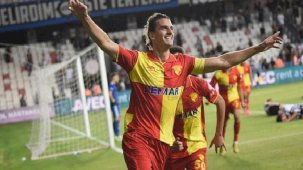Göztepe'de Atınç Nukan'la ayrılıyor