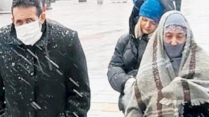 İstanbul’da kar yüzünü gösterdi