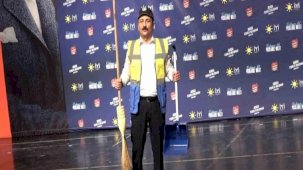 İYİ Parti Genel Başkanı Meral Akşener, Bursa'da yerel seçim çalışmalarına başladı