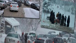 Manzarayı görmek için gittiler, trafikte mahsur kaldılar